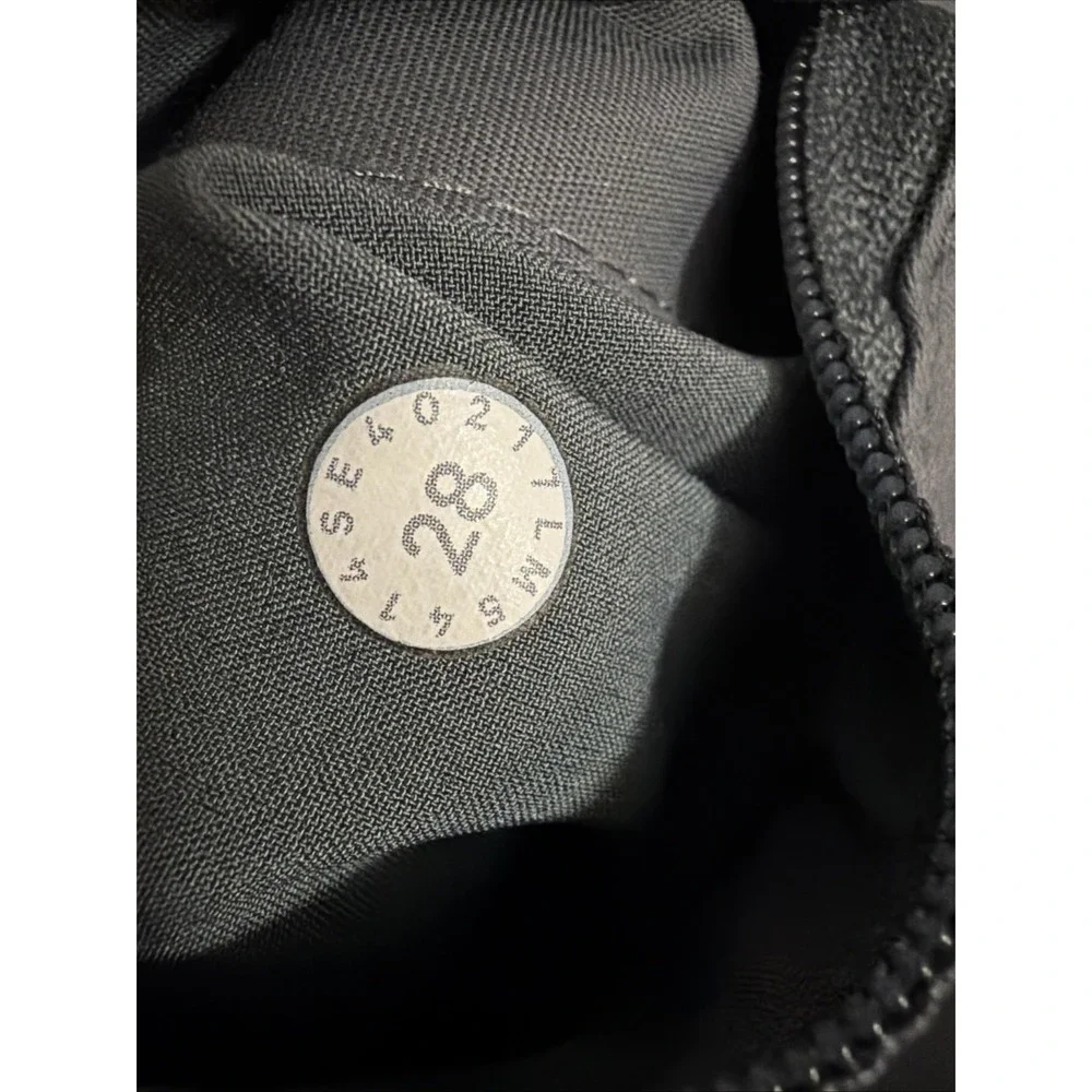 Lululemon Men's Gray 28x28 Dress Casual Golf Pants Stretch Comfort